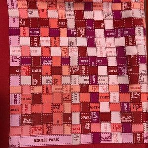 Hermes BOLDUC AU CARRE  silk scarf with box